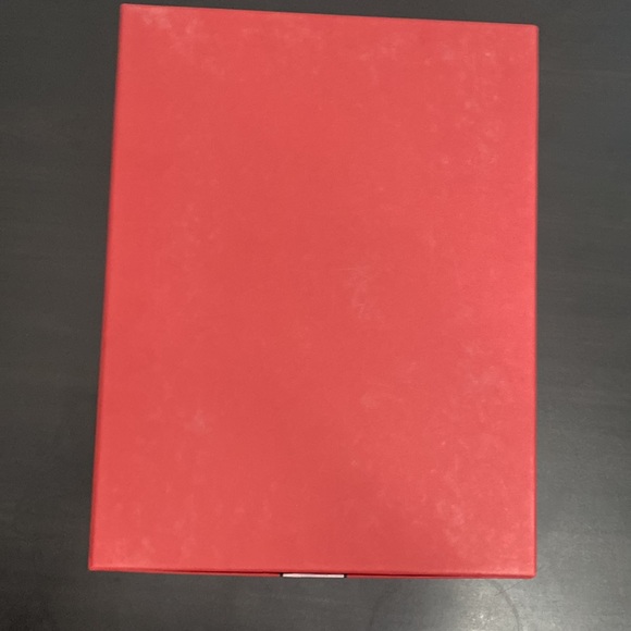 Authentic Roger Vivier Paris Red Shoe Box with Tissue and care card - Picture 4 of 9